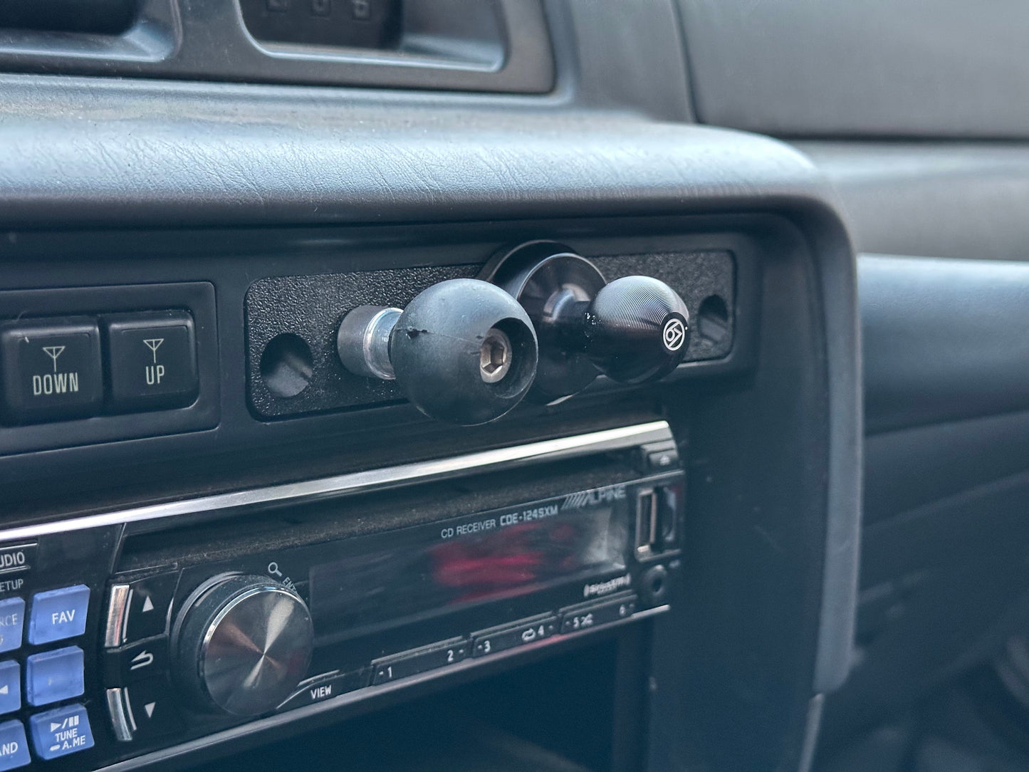 95-97 FZJ80 Land Cruiser Dashboard Accessory Platform for RAM 67D AMPS Pattern Ball Mount
