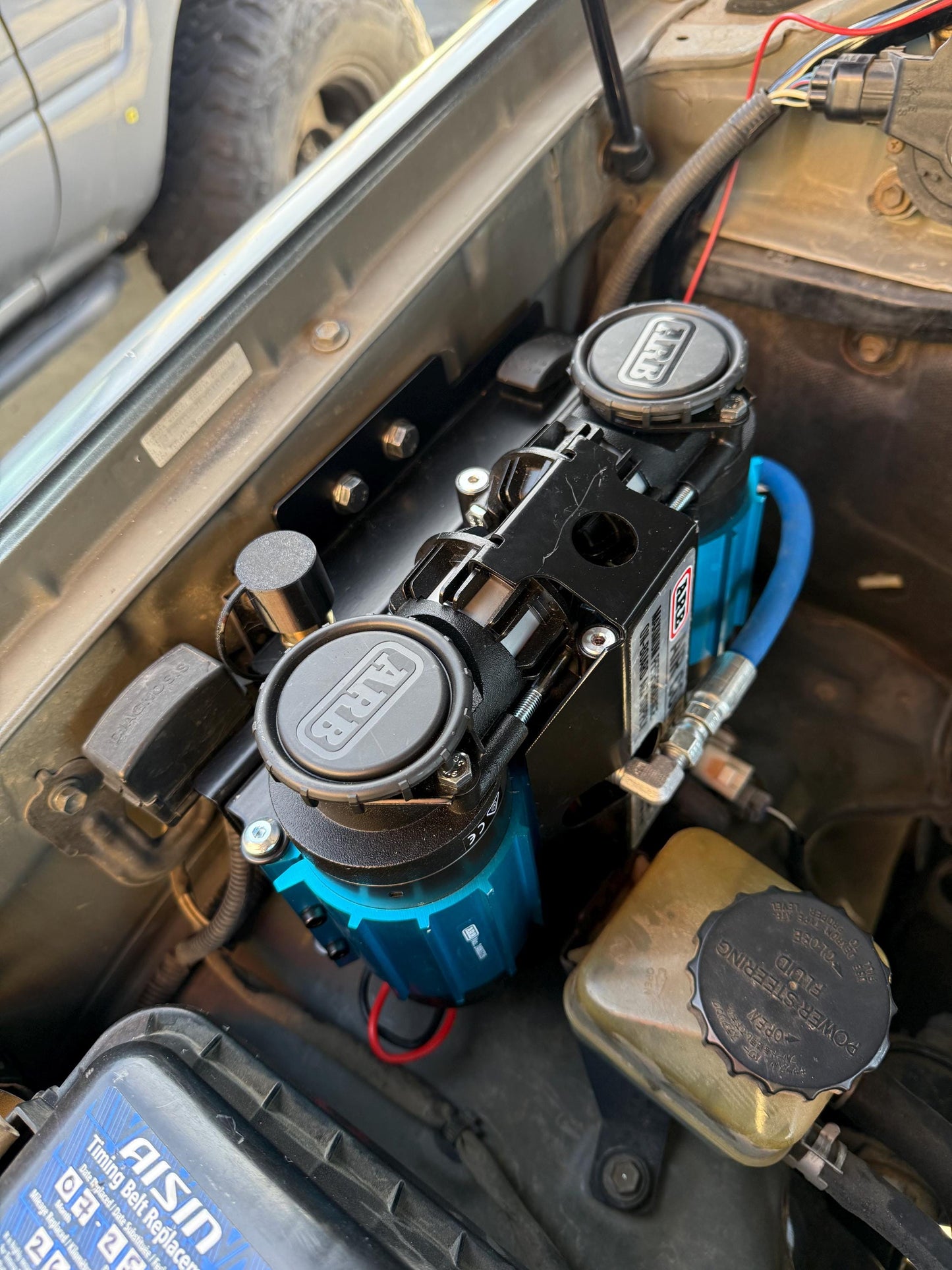 ARB Twin Air Compressor Mount for 100 Series Land Cruiser UZ100 and LX470